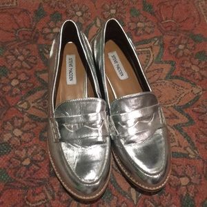 Steve Madden loafer